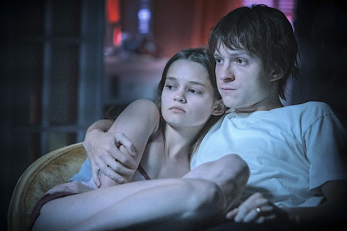 Cherry- Tom Holland jako voják