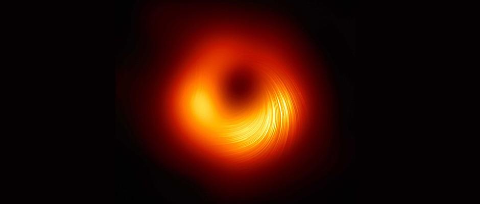 fotografia čiernej diery