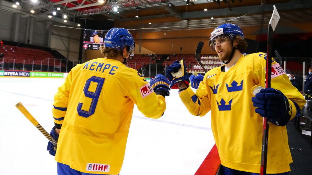 Piaty deň MS v hokeji 2021 Tri korunky získali prvé body!